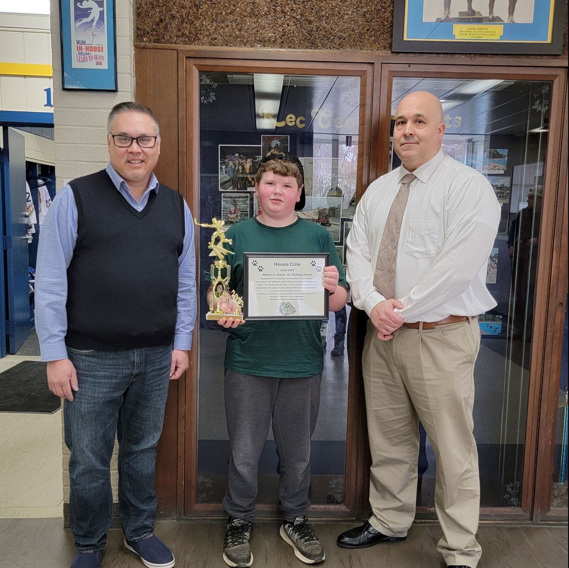 Bulldog Award Winner for Hockey Hosea Cole